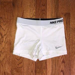 Nike Pro 3” Shorts in White and Light Gray